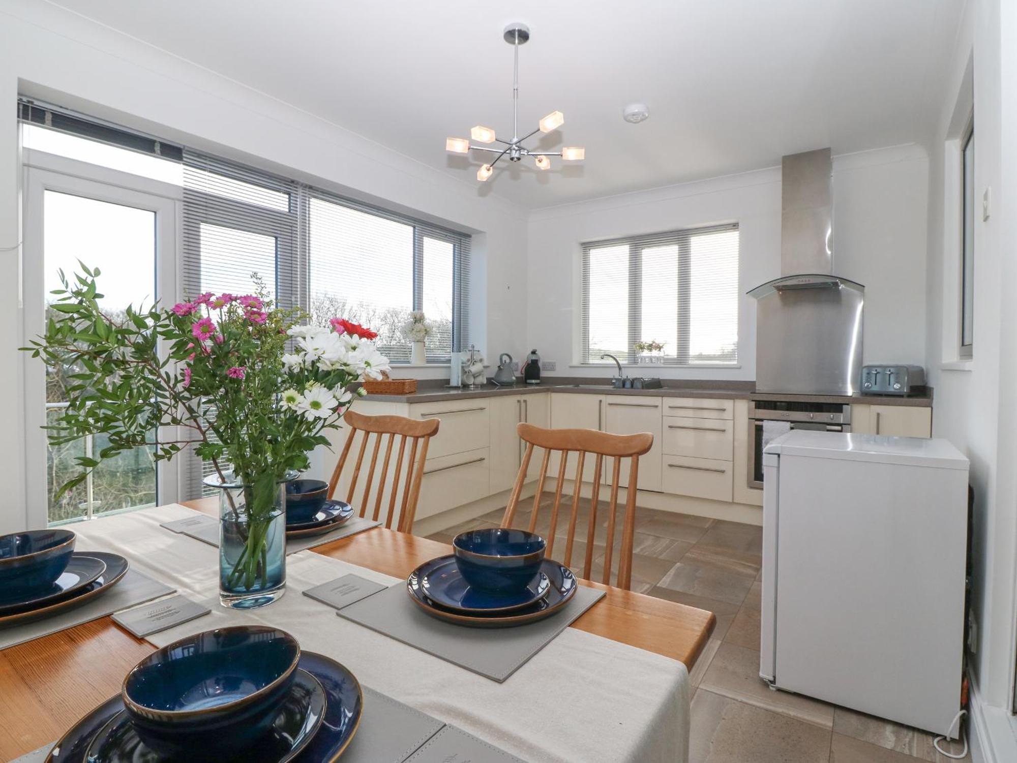 Riverview Apartment سيميس باي المظهر الخارجي الصورة
