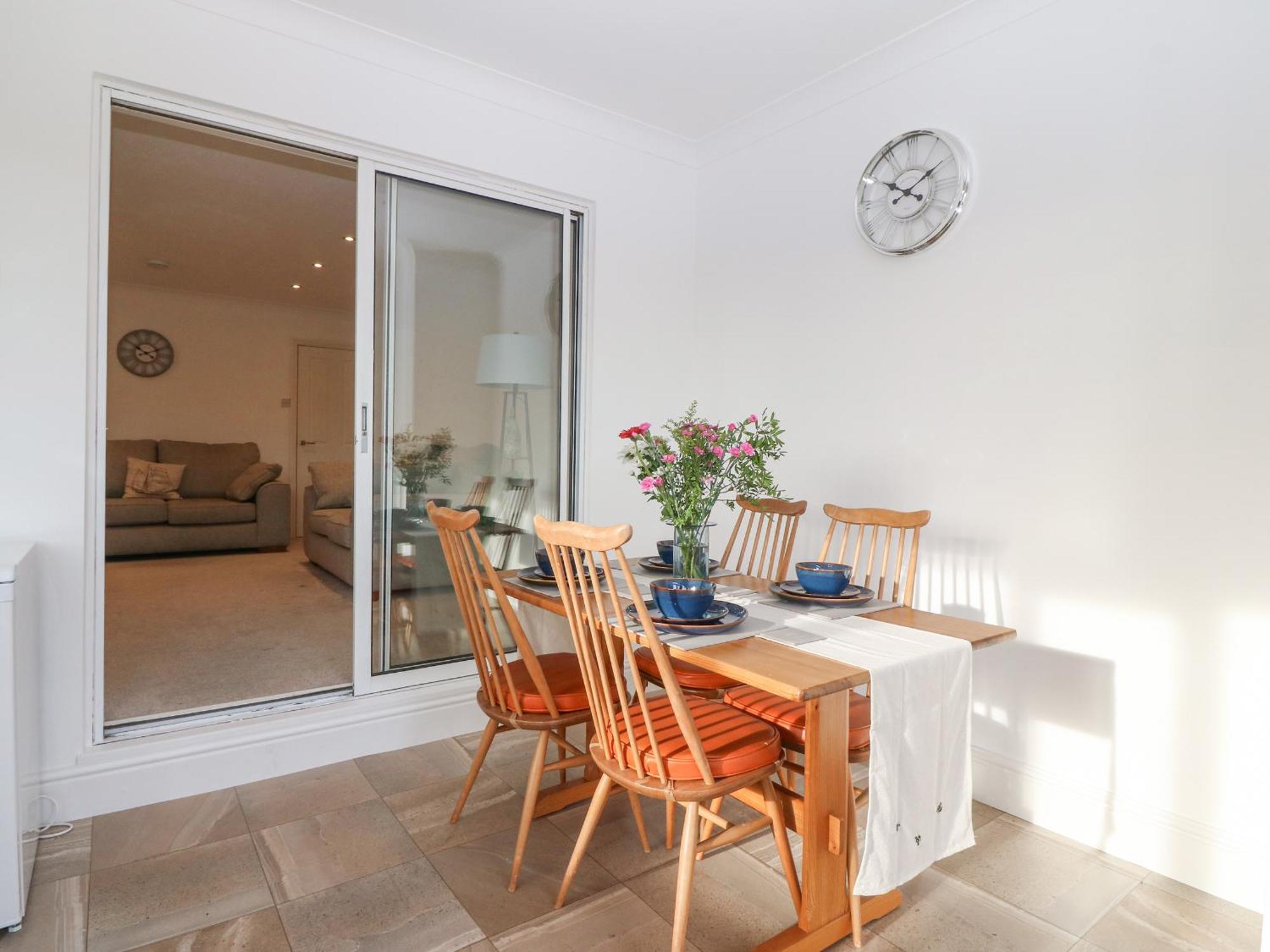 Riverview Apartment سيميس باي المظهر الخارجي الصورة
